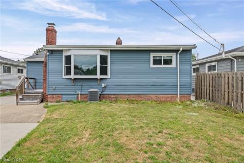 260 Deborah Lane Bedford OH 44146