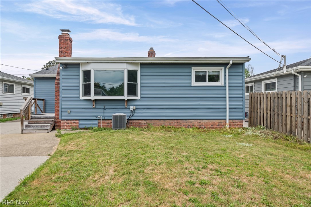 260 Deborah Lane Bedford OH 44146
