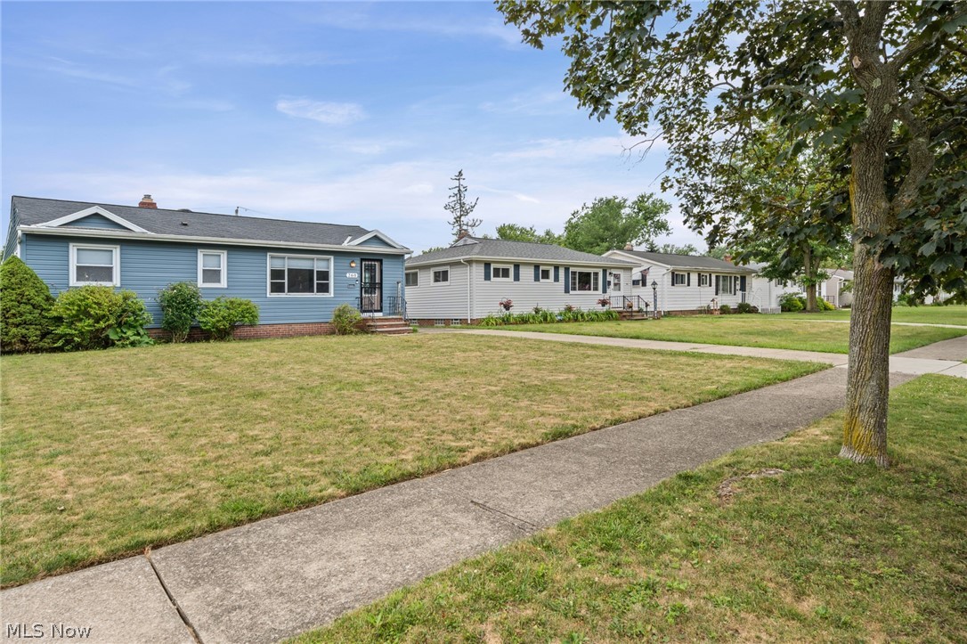260 Deborah Lane Bedford OH 44146