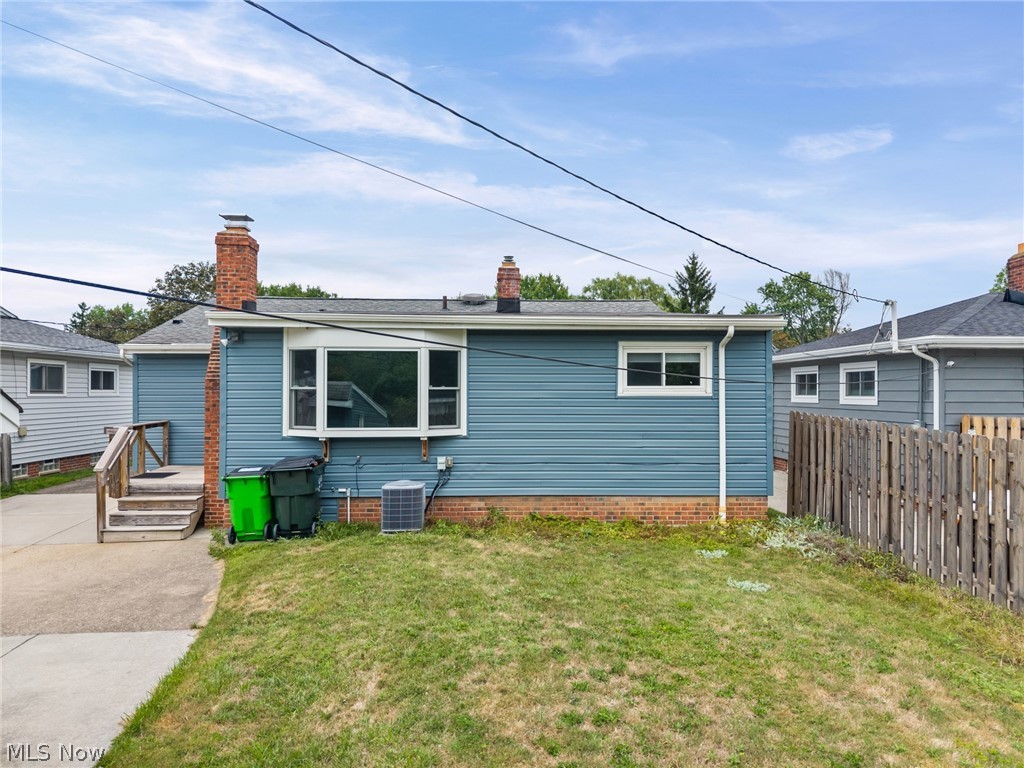 260 Deborah Lane Bedford OH 44146