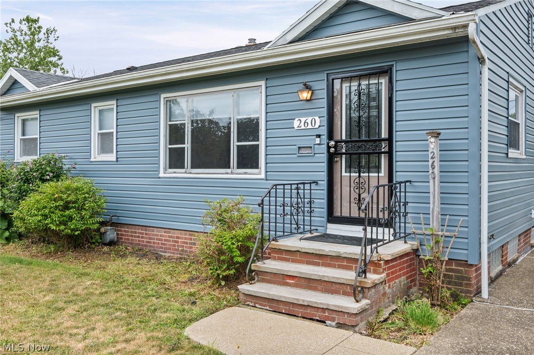 260 Deborah Lane Bedford OH 44146