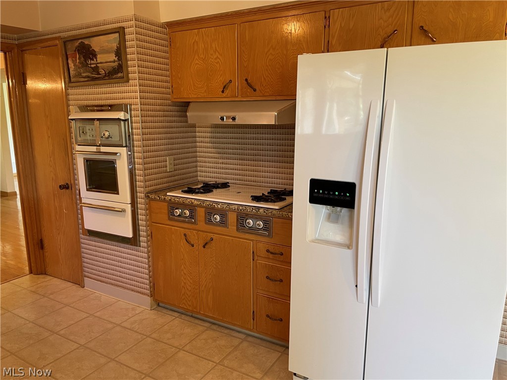 729 E Parkhaven Drive Seven Hills OH 44131