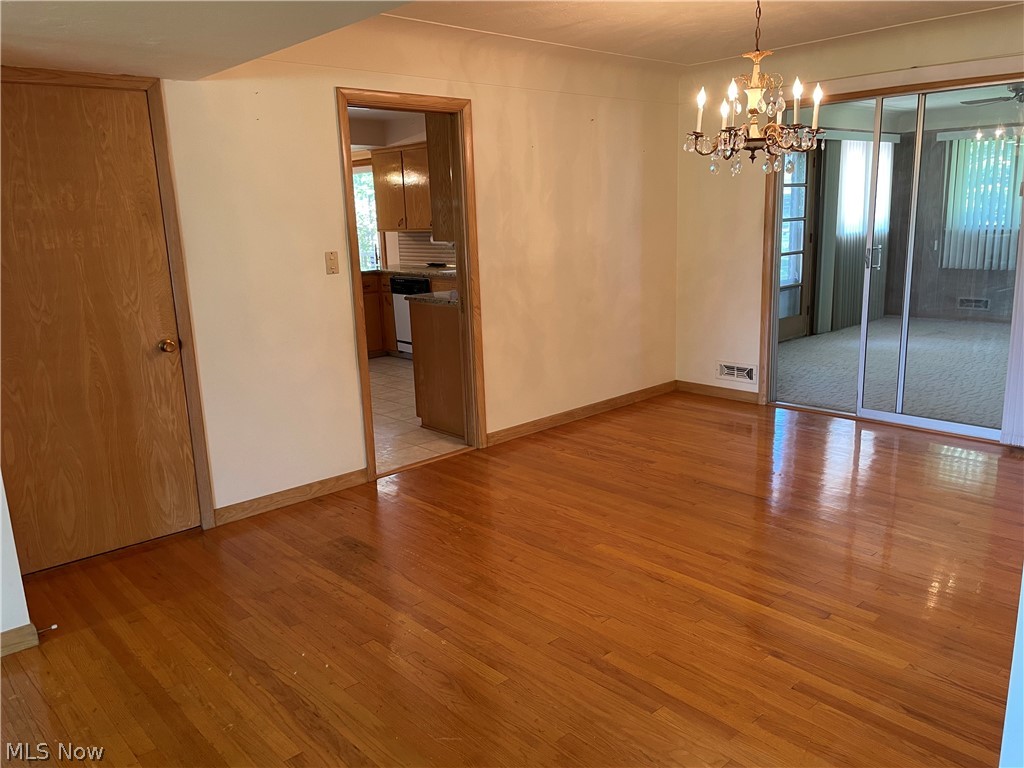729 E Parkhaven Drive Seven Hills OH 44131