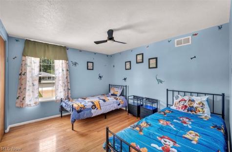 379 Ridgewood Drive Eastlake OH 44095