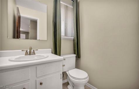 379 Ridgewood Drive Eastlake OH 44095