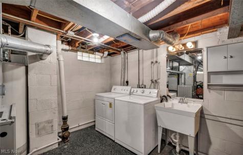 379 Ridgewood Drive Eastlake OH 44095