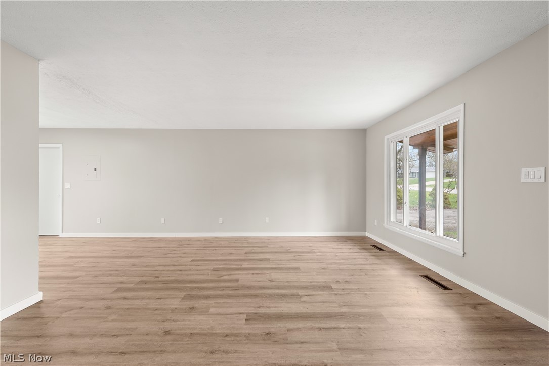 6194 Eldridge Boulevard Bedford Heights OH 44146