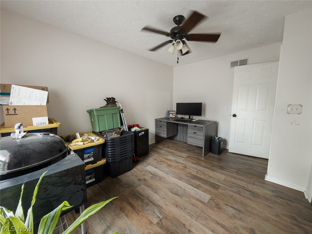 1211 Kingston Road Uniontown OH 44685