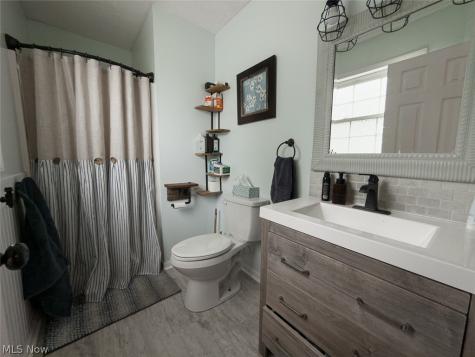 1211 Kingston Road Uniontown OH 44685