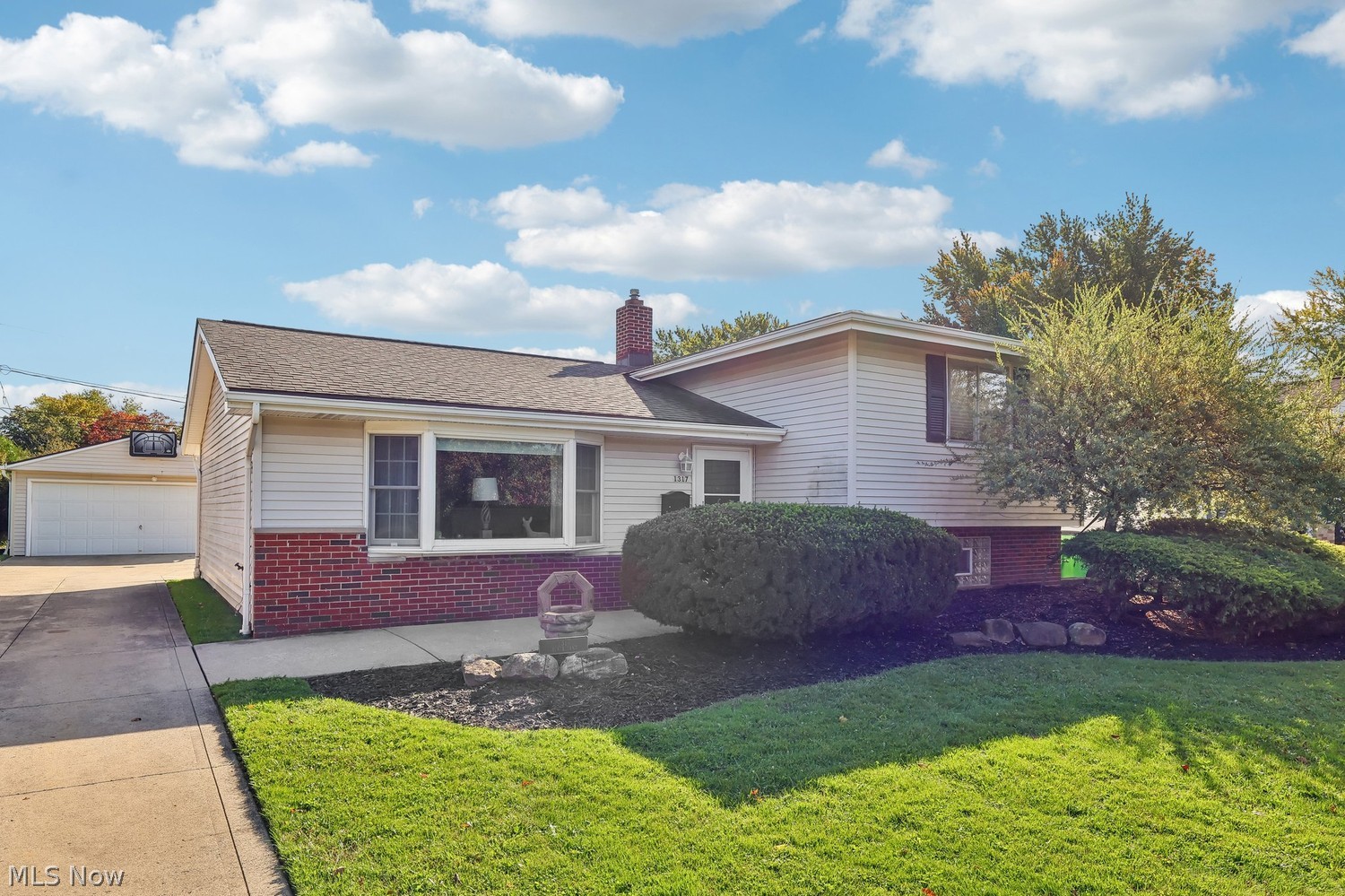 1317 Jackie Lane Mayfield Heights OH 44124