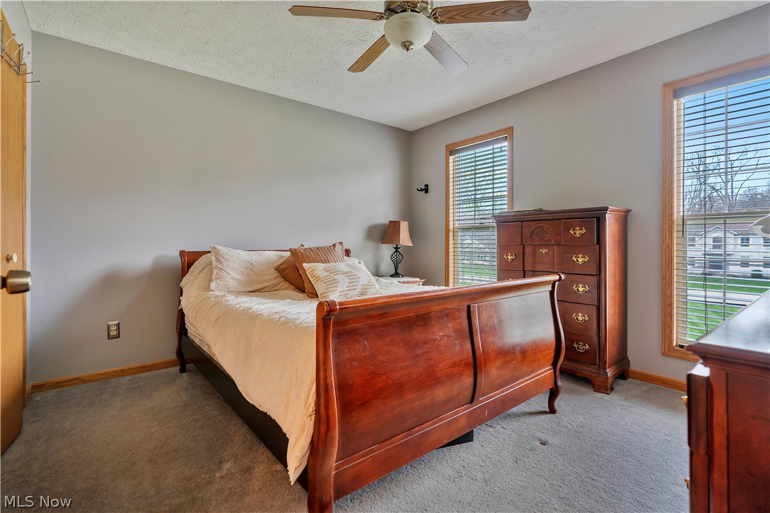 6962 Maple Glen Avenue NW North Canton OH 44720