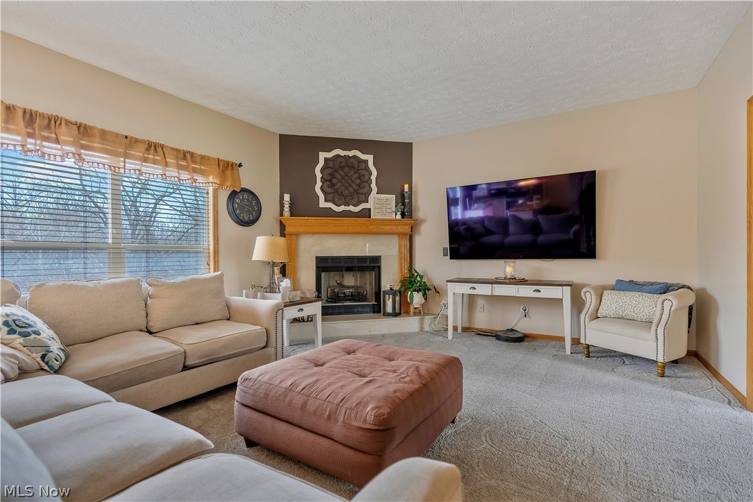 6962 Maple Glen Avenue NW North Canton OH 44720