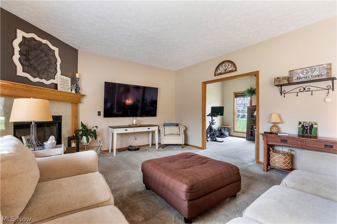 6962 Maple Glen Avenue NW North Canton OH 44720