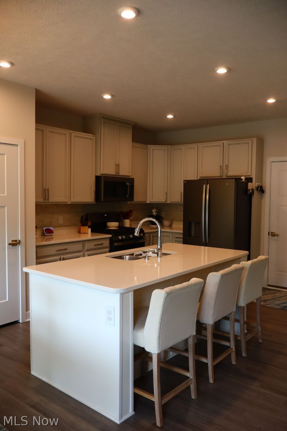3065 Bonita Circle SE Canal Fulton OH 44614