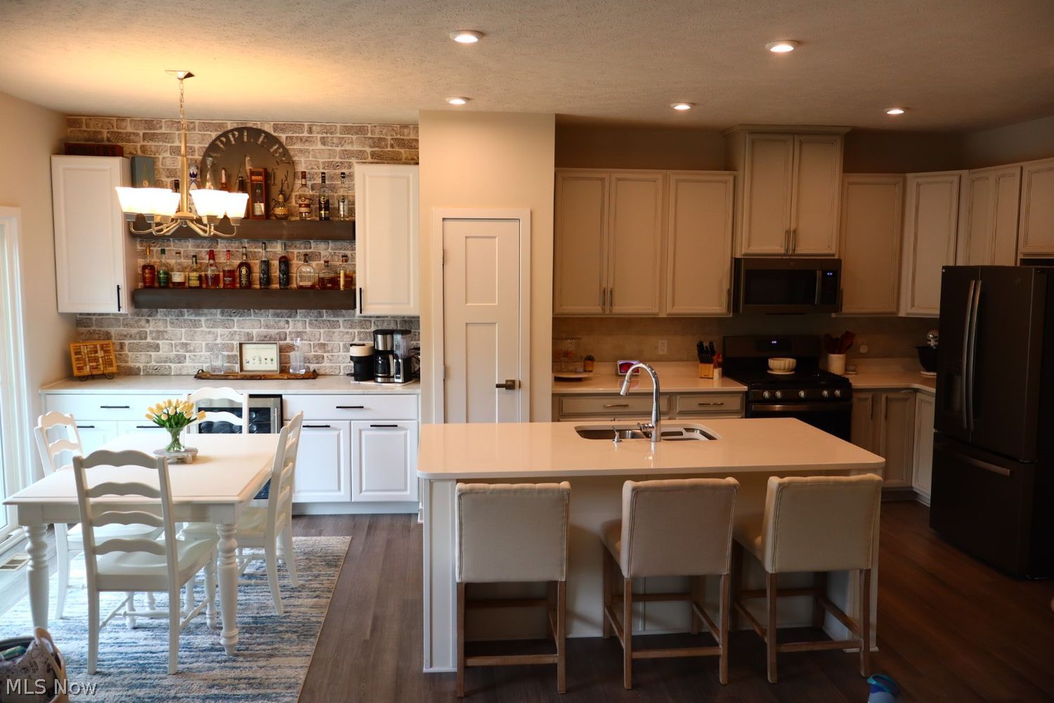 3065 Bonita Circle SE Canal Fulton OH 44614