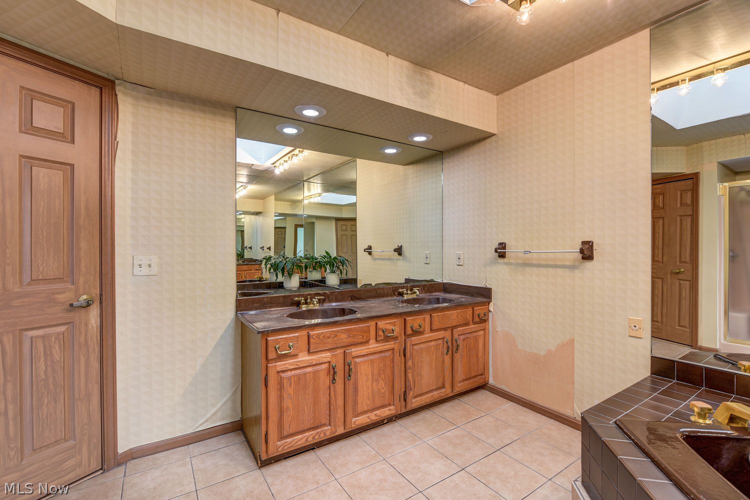 27710 Royal Forest Drive Westlake OH 44145