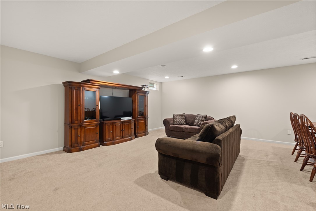 382 Deep Creek Circle Northfield OH 44067