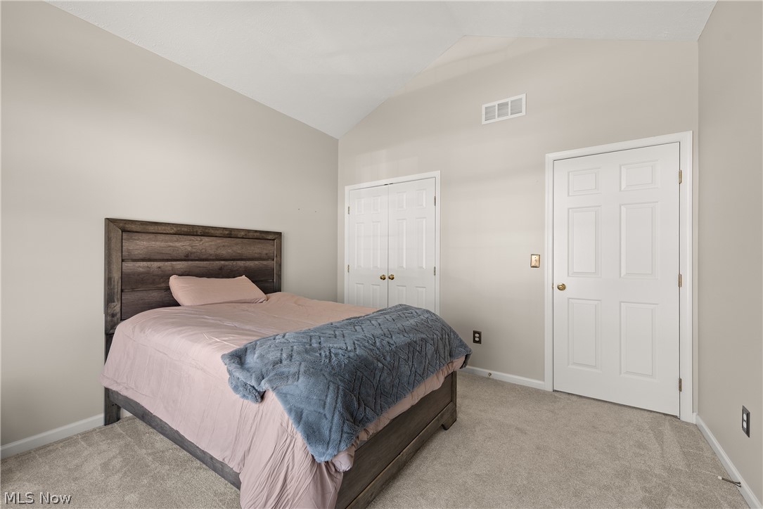 382 Deep Creek Circle Northfield OH 44067