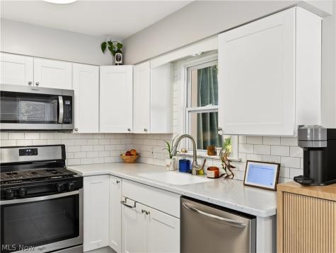 839 Magnolia Avenue Cuyahoga Falls OH 44221