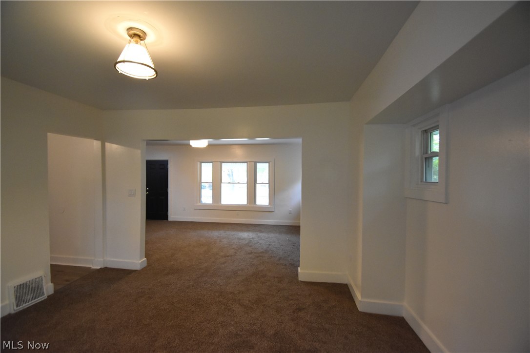 637 Woodbine Avenue SE Warren OH 44483