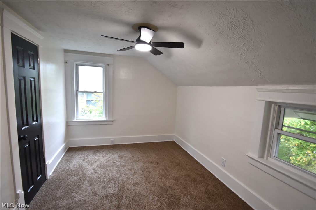637 Woodbine Avenue SE Warren OH 44483