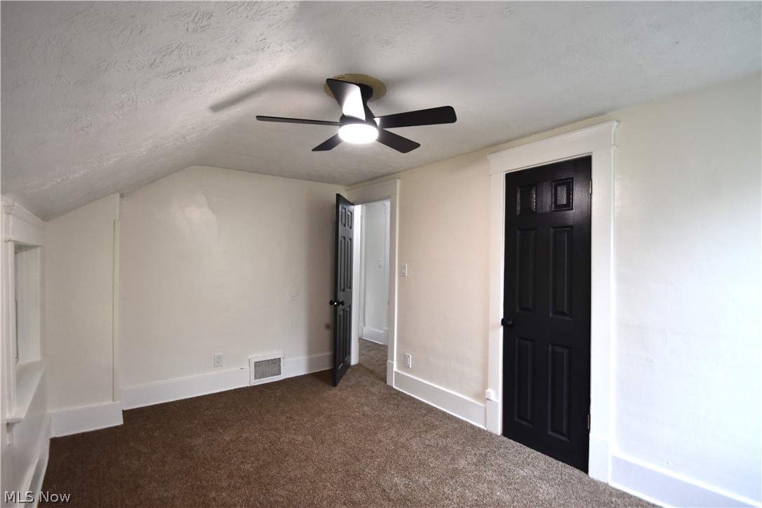 637 Woodbine Avenue SE Warren OH 44483