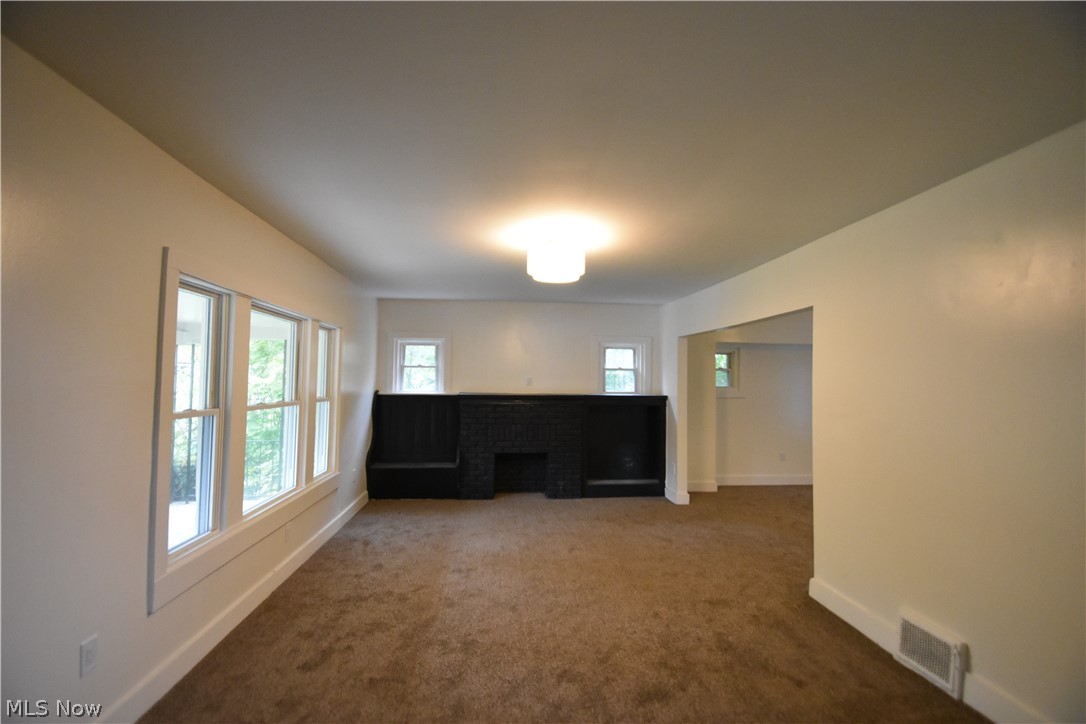 637 Woodbine Avenue SE Warren OH 44483