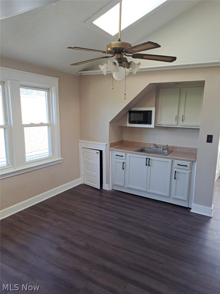 19606 Kewanee Avenue Cleveland OH 44119