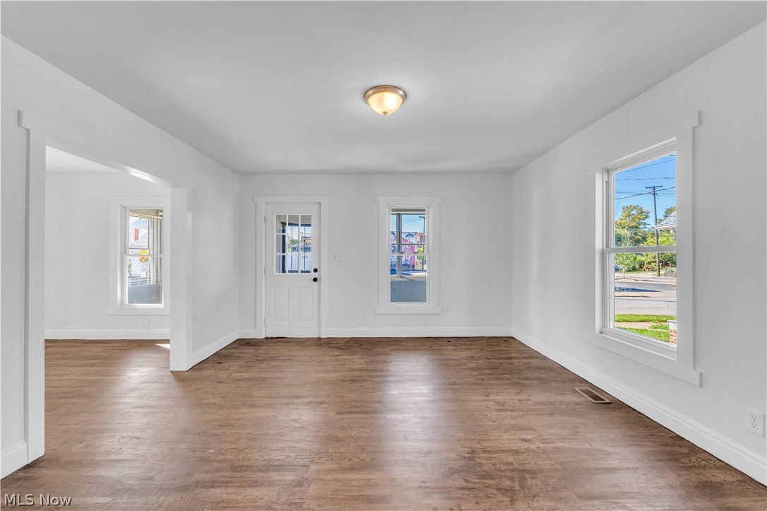 433 E 156th Street Cleveland OH 44110