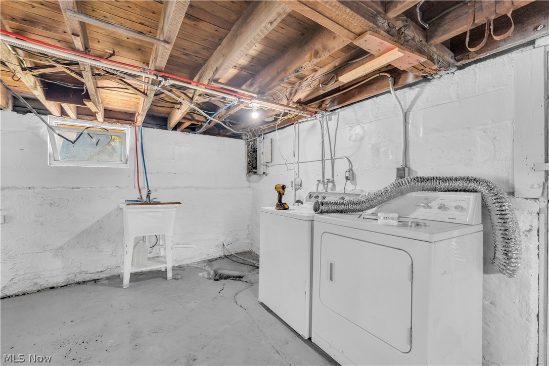 433 E 156th Street Cleveland OH 44110
