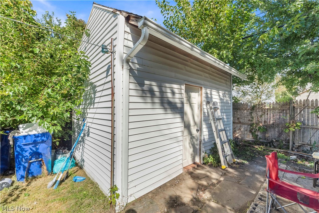 433 E 156th Street Cleveland OH 44110