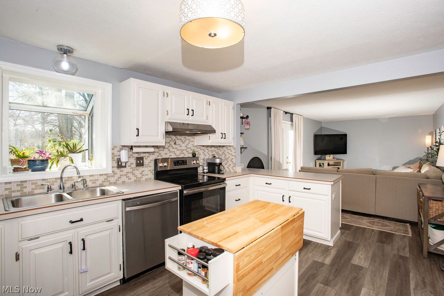 22295 Jonathan Drive Strongsville OH 44149