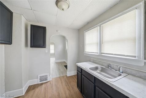 262 Sobul Avenue Akron OH 44305