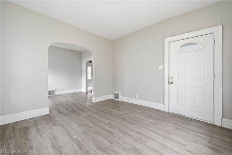 262 Sobul Avenue Akron OH 44305