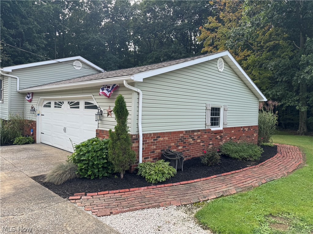 919 Horton Road Conneaut OH 44030