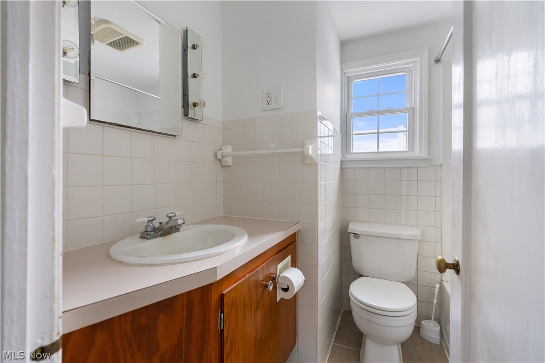 11727 Easton Street NE Alliance OH 44601
