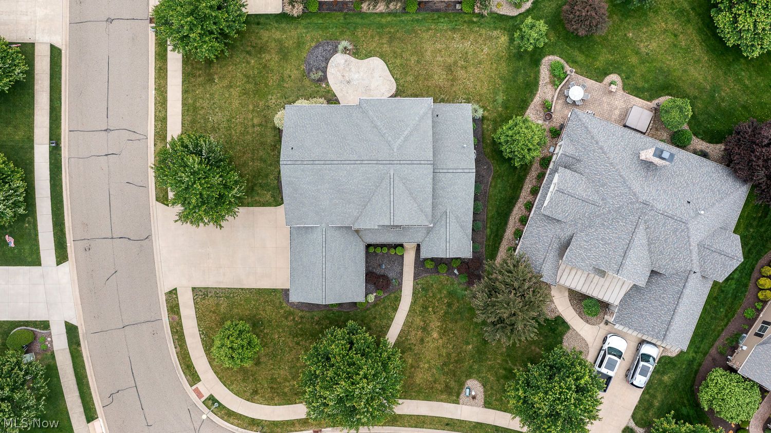 1120 Wedgefield Court NE North Canton OH 44720