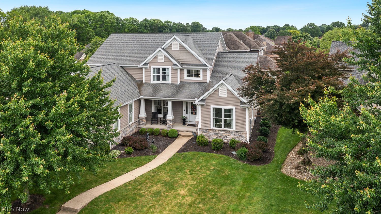 1120 Wedgefield Court NE North Canton OH 44720