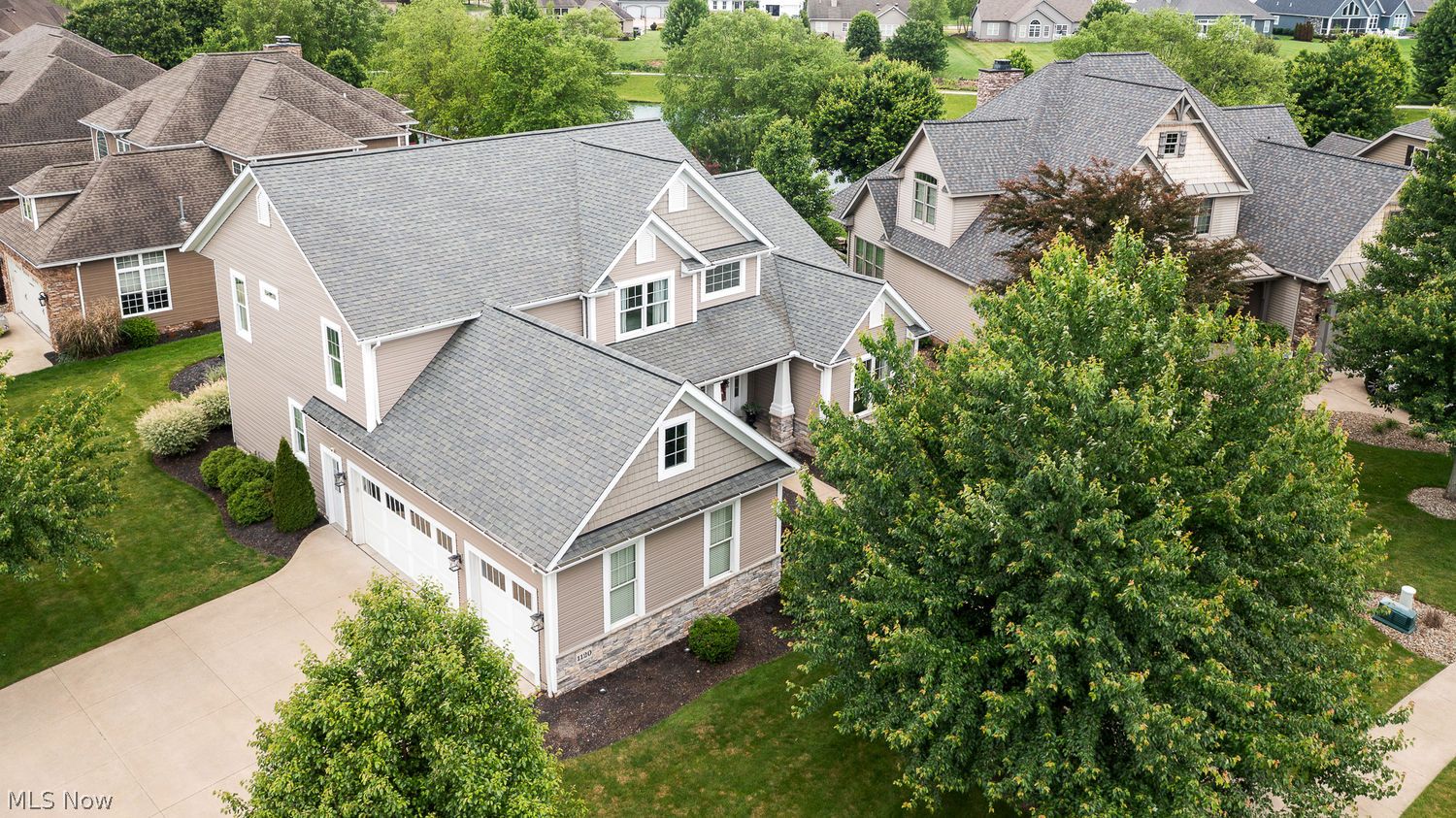 1120 Wedgefield Court NE North Canton OH 44720