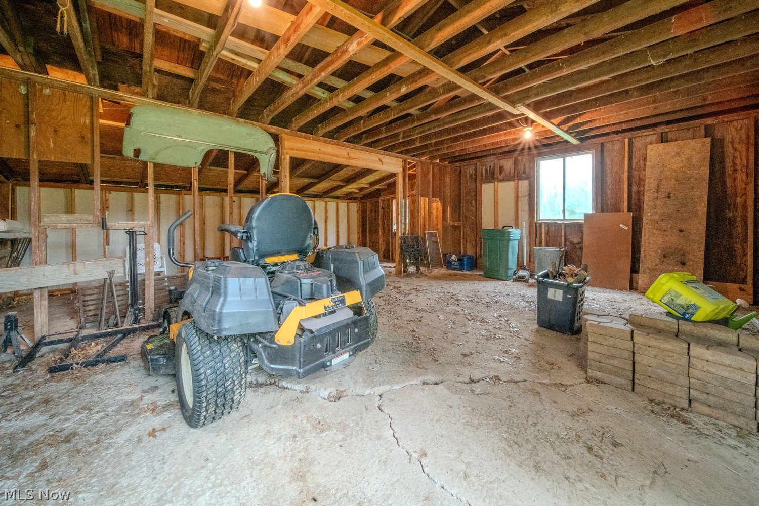 136 Albert Horning Road Atwater OH 44201