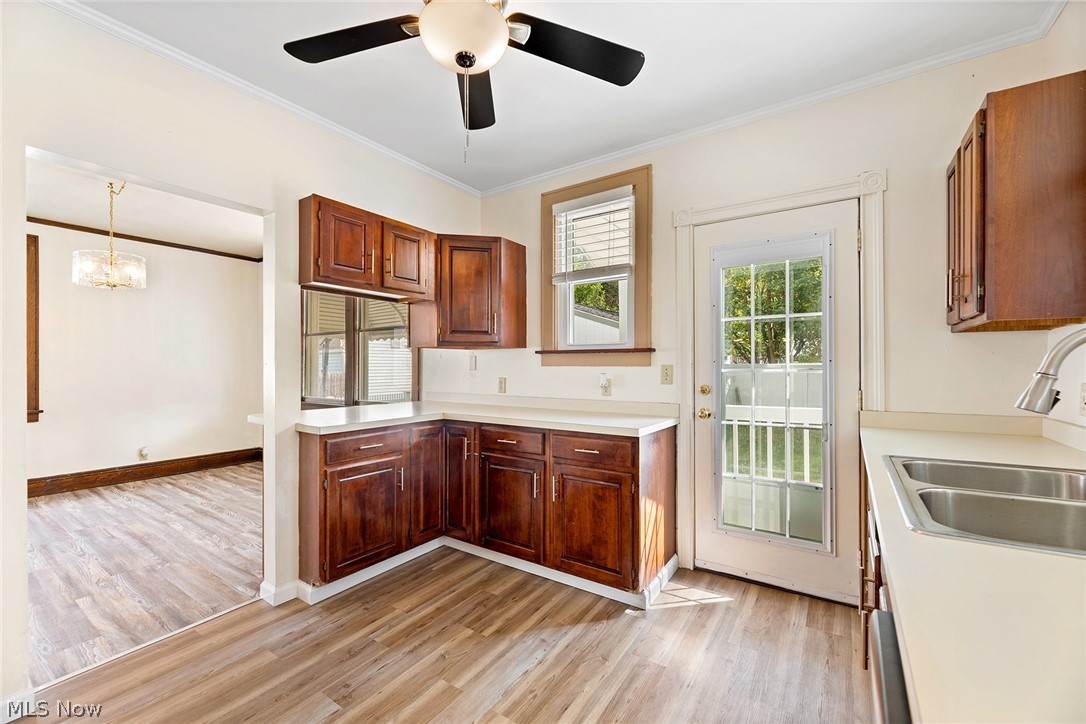 1480 Huguelet Street Akron OH 44305