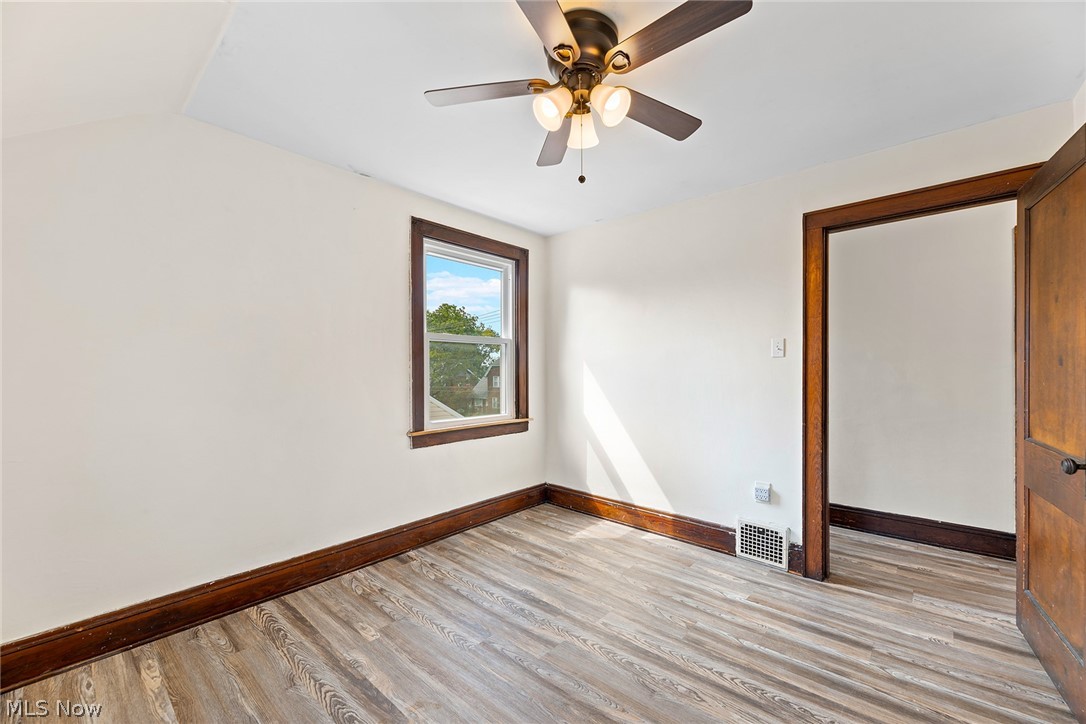 1480 Huguelet Street Akron OH 44305