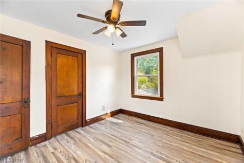 1480 Huguelet Street Akron OH 44305