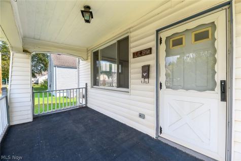 1480 Huguelet Street Akron OH 44305