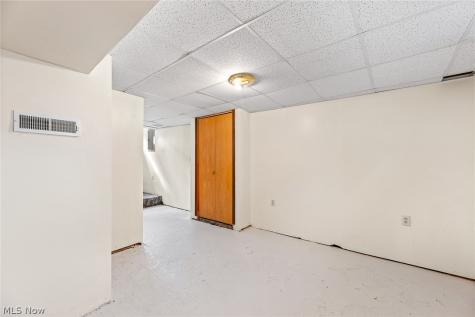 1480 Huguelet Street Akron OH 44305
