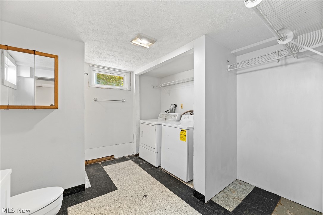 1480 Huguelet Street Akron OH 44305