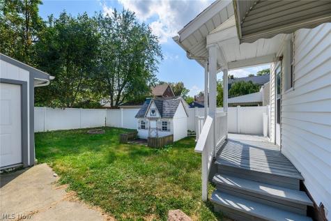 1480 Huguelet Street Akron OH 44305