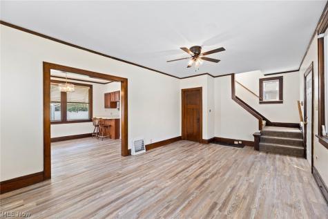 1480 Huguelet Street Akron OH 44305