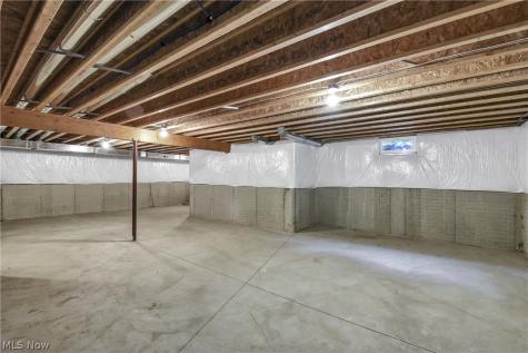 8824 Wheaton Place North Ridgeville OH 44039