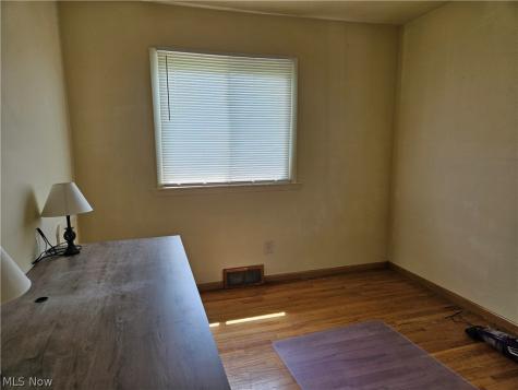 5770 Pemberton Drive Brook Park OH 44142